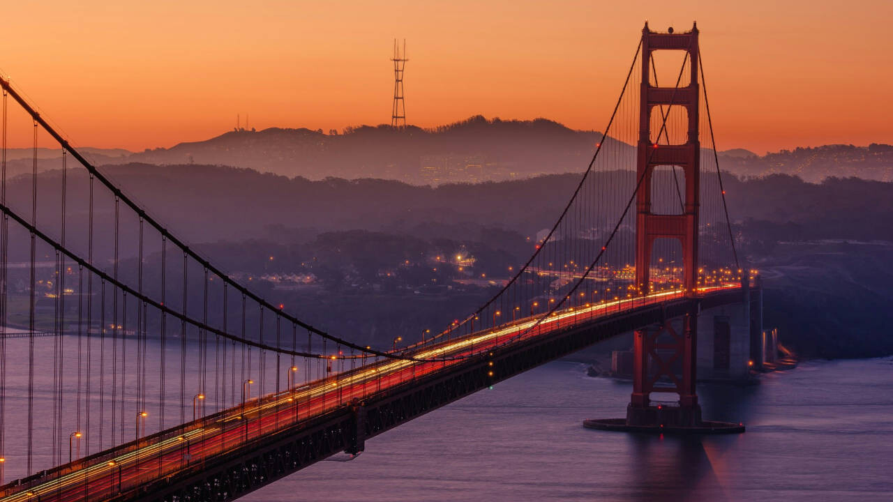 Golden Gate Bridge sunset