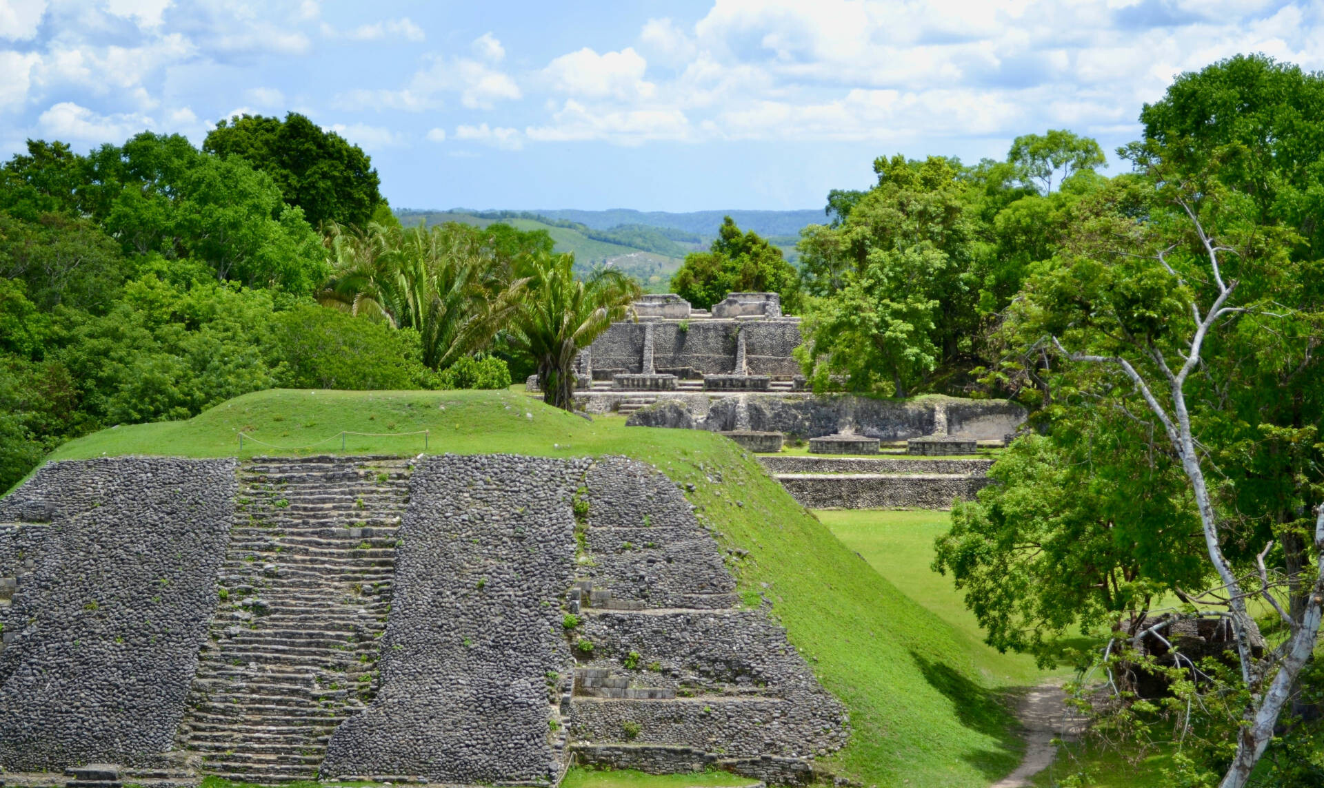 Xunantunich Mayan Ruins, Park Street, Belize