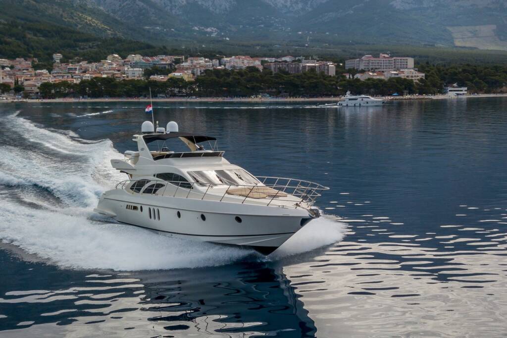 Azimut 62 Eos