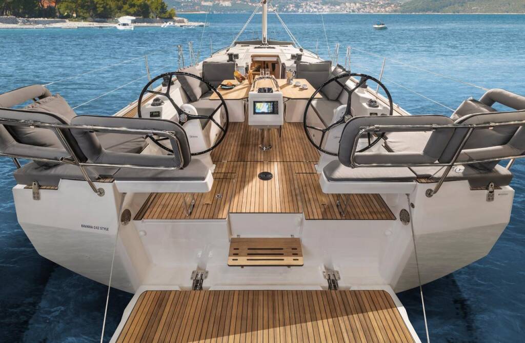 Bavaria C42 Juju