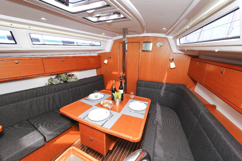 Bavaria Cruiser 34 Spirit of Freedom