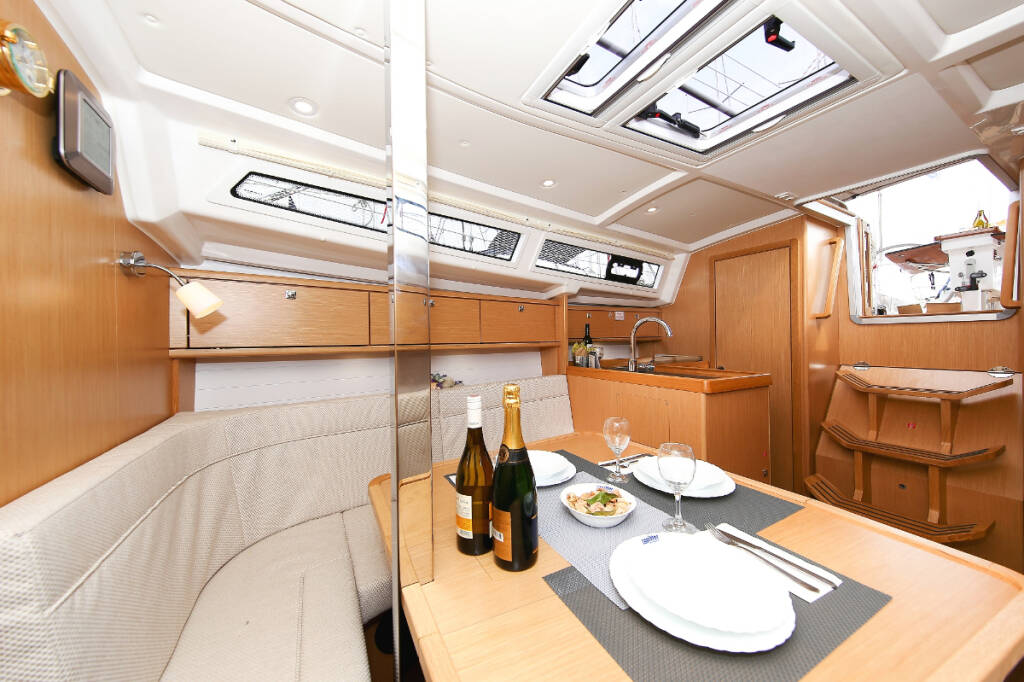 Bavaria Cruiser 34 Chiara