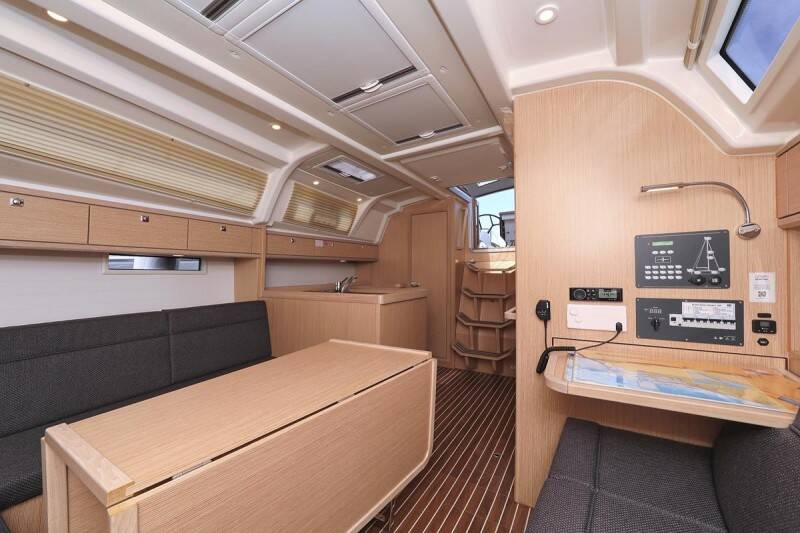 Bavaria Cruiser 37 Sofija