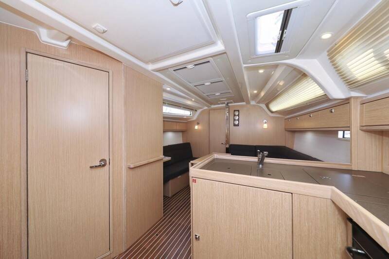 Bavaria Cruiser 37 Sofija