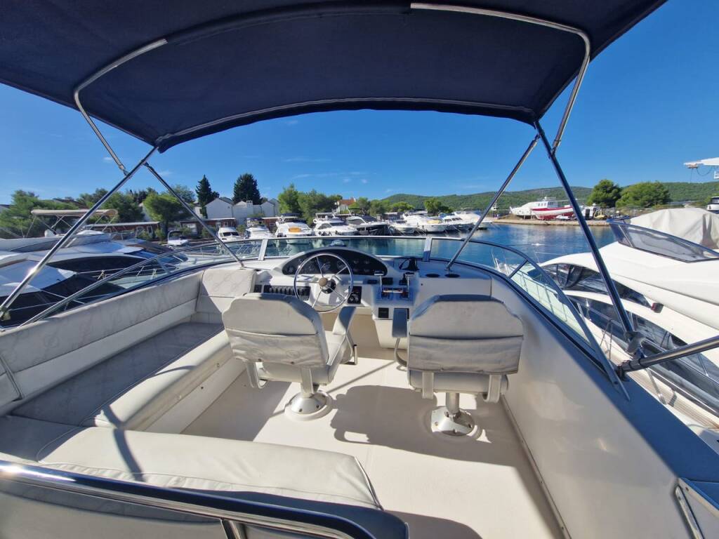 Bayliner 3587 Bossa Nova