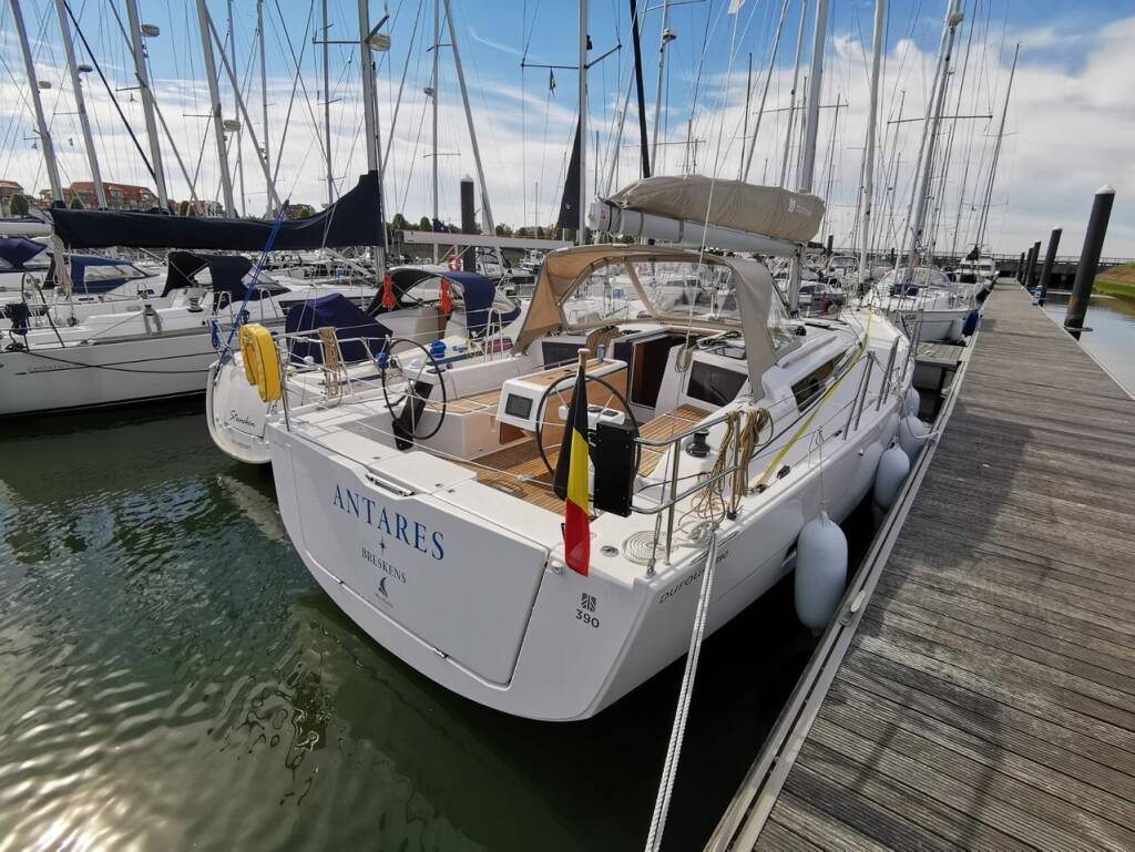 Dufour 390 GL Antares