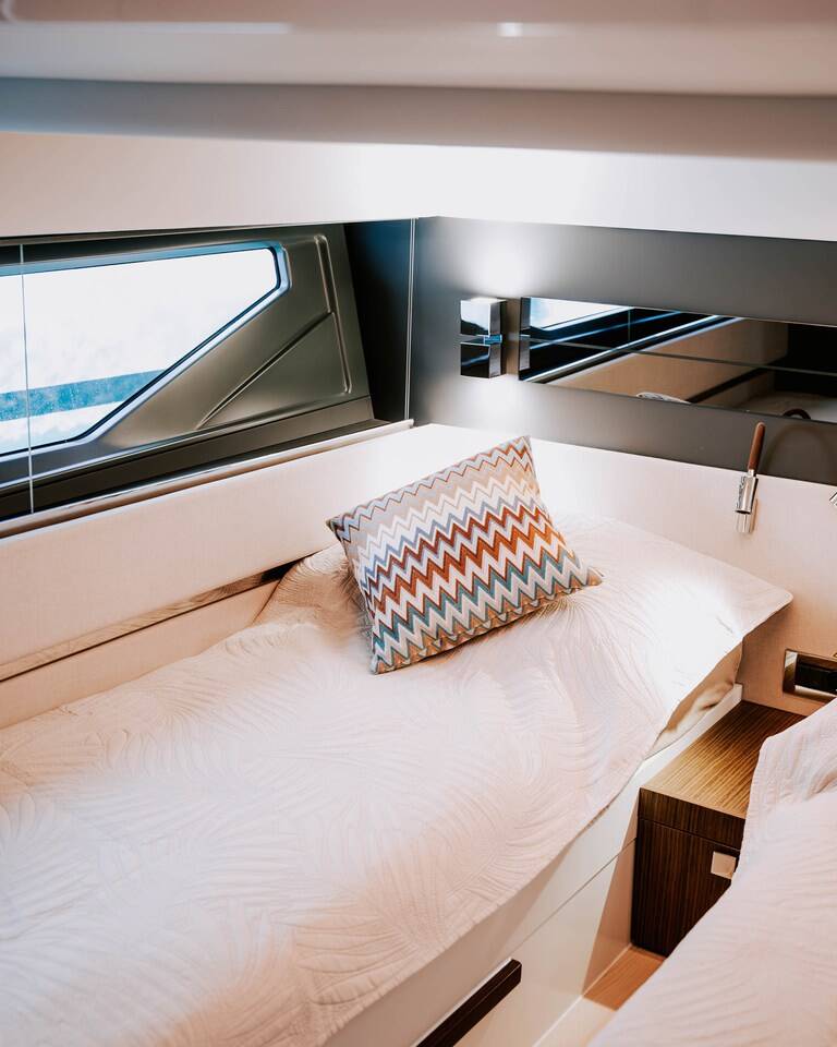 Fjord 53 XL Alb 2