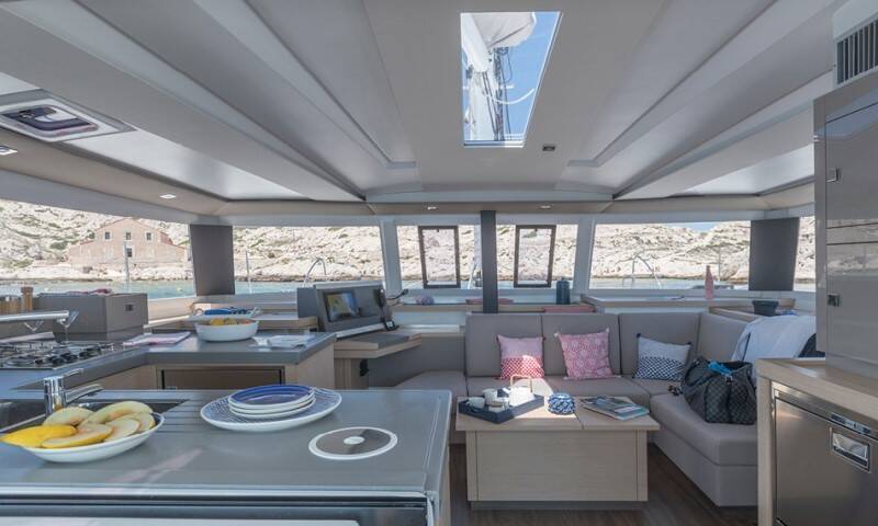 Fountaine Pajot Astrea 42 EDEN BLUE 