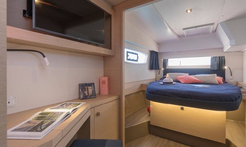 Fountaine Pajot Astrea 42 BELLA BARCA 