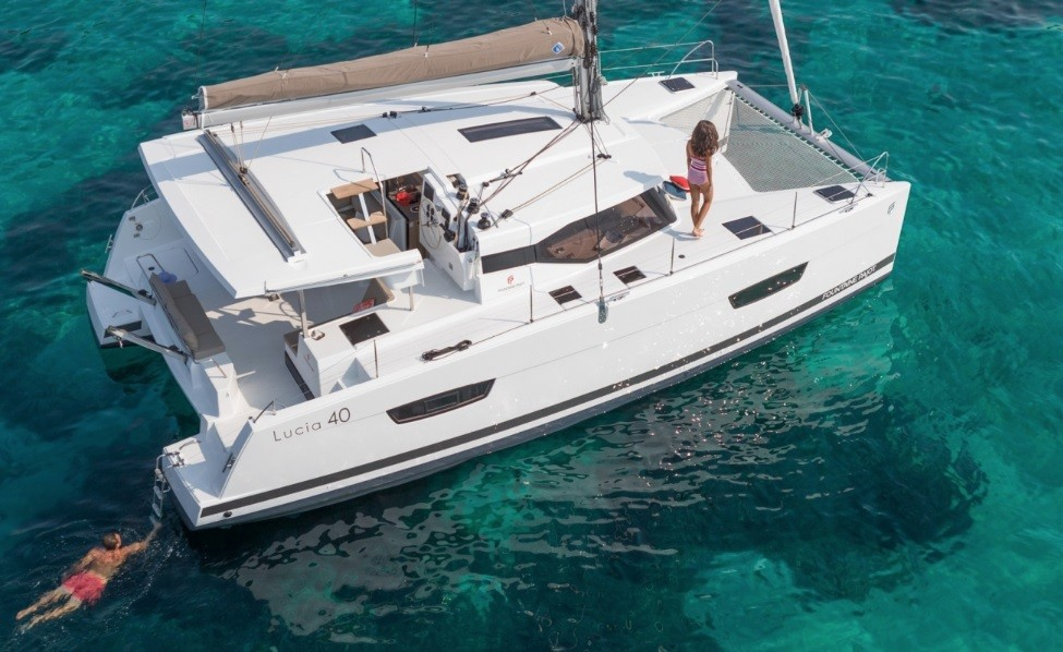 Fountaine Pajot Lucia 40 AKIALOA