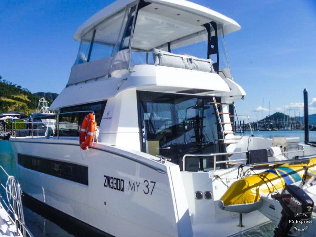 Fountaine Pajot MY 37 PLUTON_DB