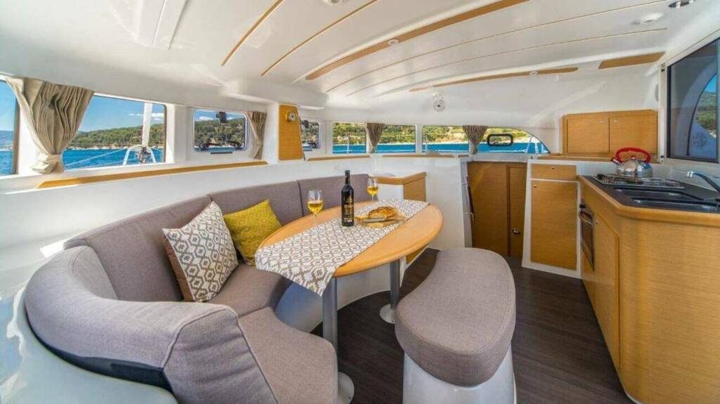 Lagoon 380 Bilbilis