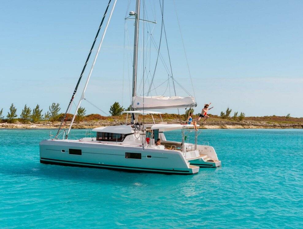 Lagoon 42 Blueskin