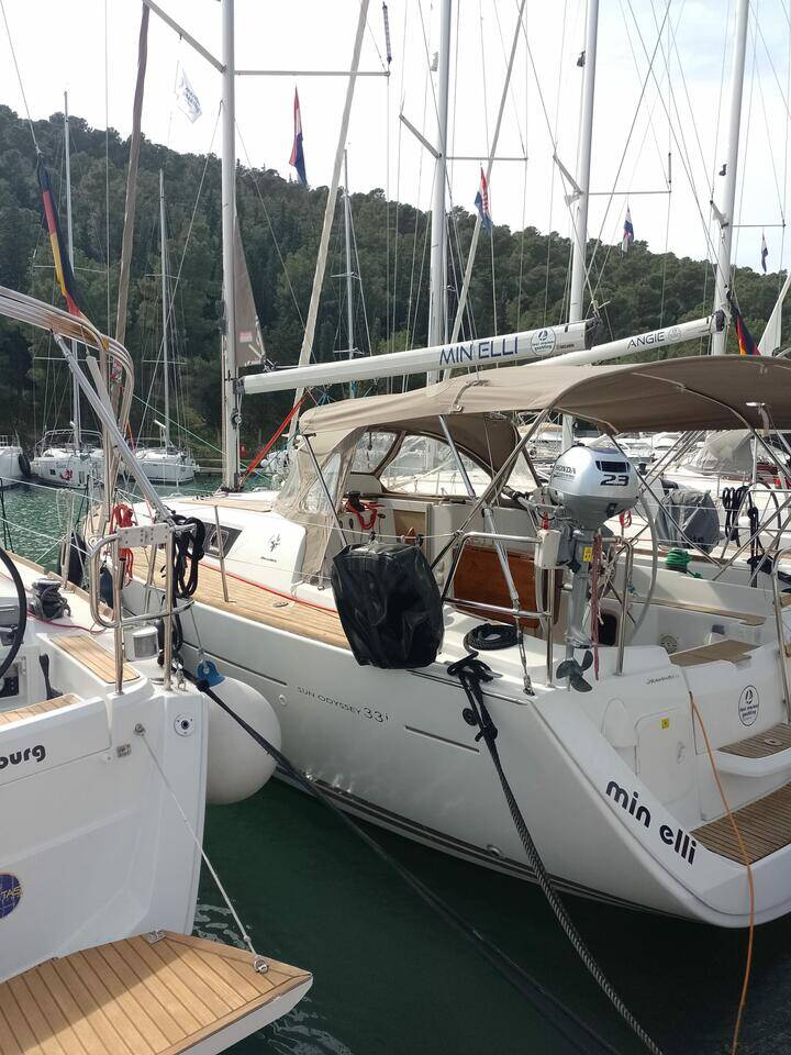 Sun Odyssey 33i min elli