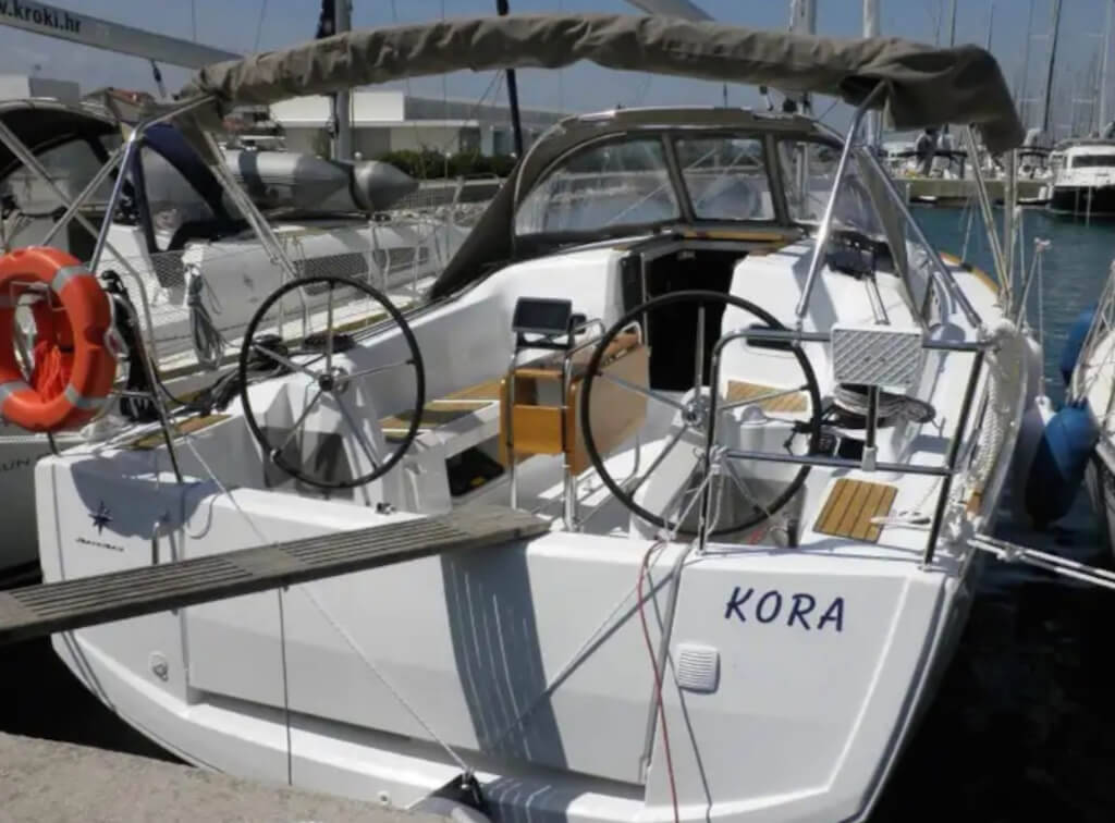 Sun Odyssey 349 Kora