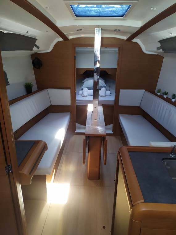 Sun Odyssey 349 true elli