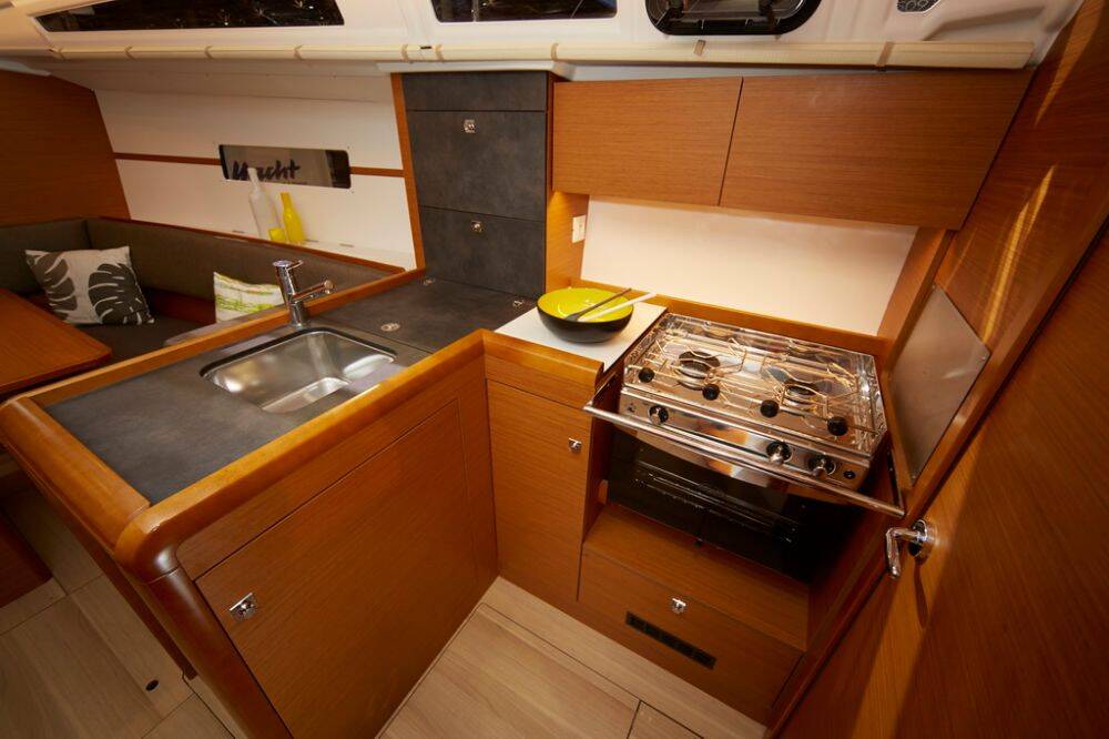 Sun Odyssey 349 Adria Moon