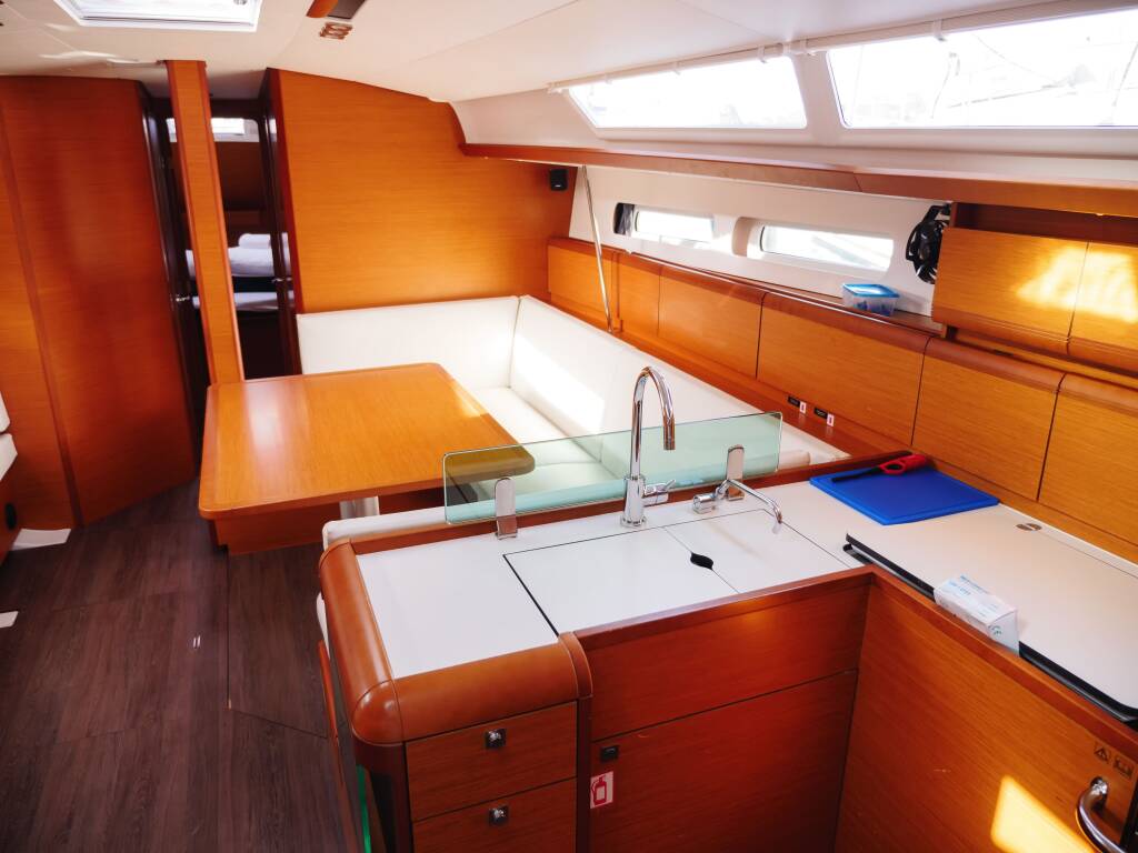 Sun Odyssey 449 Tortuga